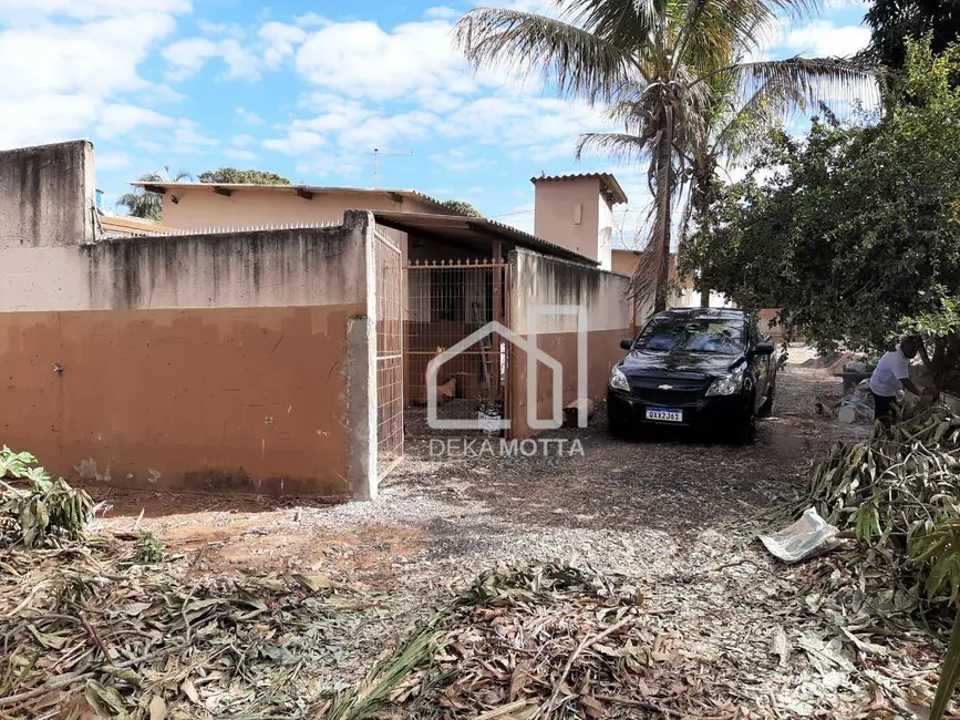 Chácara com 4 quartos à venda, 1000m2 em Morada Nova, Uberlandia - MG - imagem 4 Foto 4 de Chácara com 4 quartos à venda, 1000m2 em Morada Nova, Uberlandia - MG