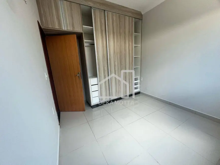 Foto 9 de Casa com 2 quartos à venda, 250m2 em Bosque dos Buritis, Uberlandia - MG