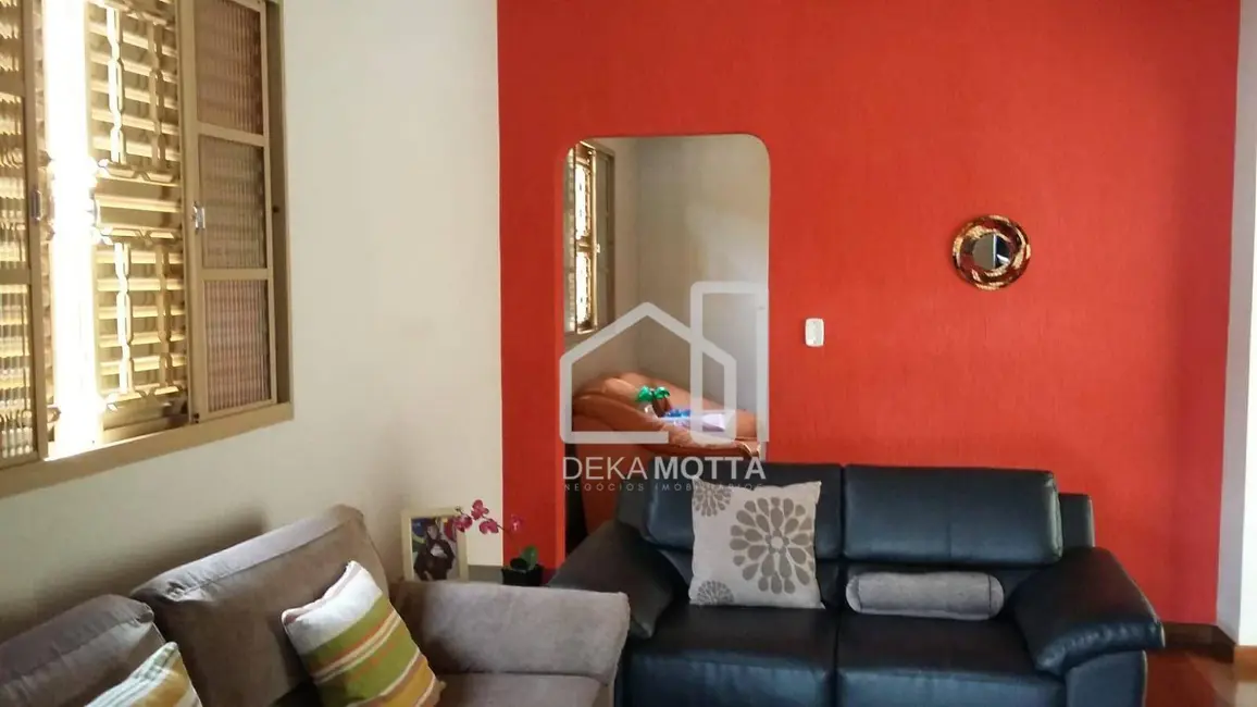 Foto 6 de Casa com 3 quartos à venda, 250m2 em Nossa Senhora das Graças, Uberlandia - MG