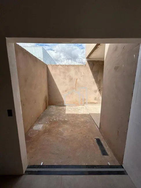 Foto 3 de Casa com 2 quartos à venda, 88m2 em Laranjeiras, Uberlandia - MG