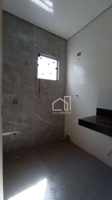 Foto 8 de Casa com 3 quartos à venda, 175m2 em Novo Mundo, Uberlandia - MG