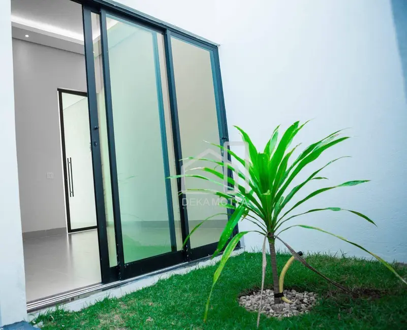 Foto 9 de Casa com 3 quartos à venda, 250m2 em Laranjeiras, Uberlandia - MG