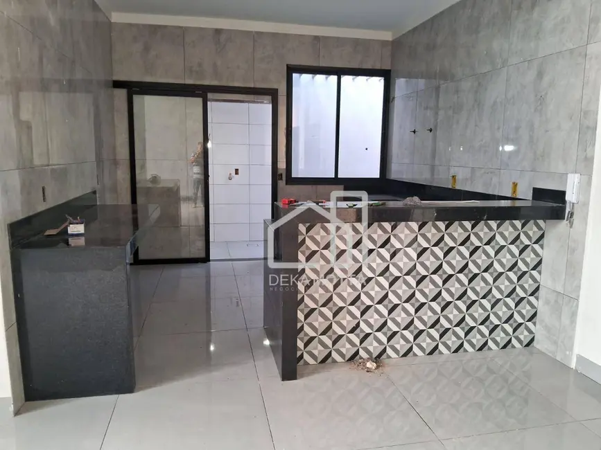 Foto 3 de Casa com 3 quartos à venda, 250m2 em Jardim Europa, Uberlandia - MG