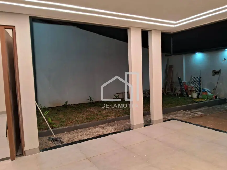 Foto 7 de Casa com 3 quartos à venda, 250m2 em Jardim Europa, Uberlandia - MG