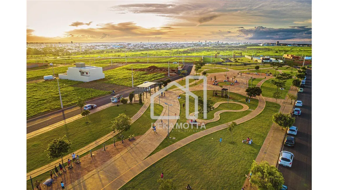 Foto 4 de Terreno / Lote à venda, 473m2 em Grand Ville, Uberlandia - MG