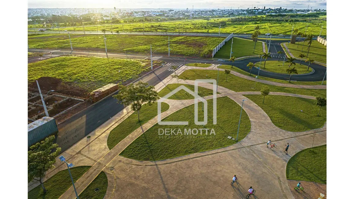 Foto 5 de Terreno / Lote à venda, 473m2 em Grand Ville, Uberlandia - MG