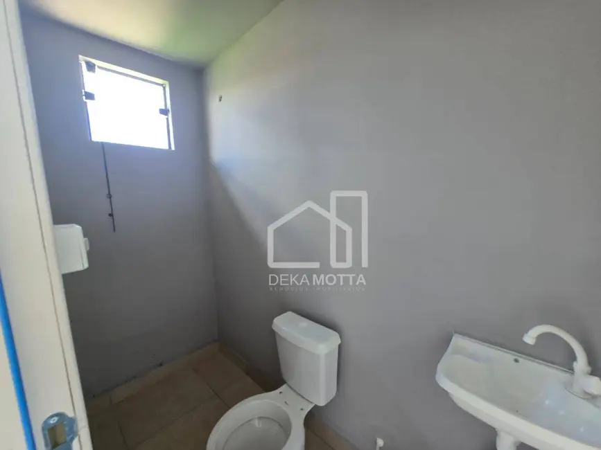 Foto 8 de Casa com 2 quartos à venda, 200m2 em Uberlandia - MG