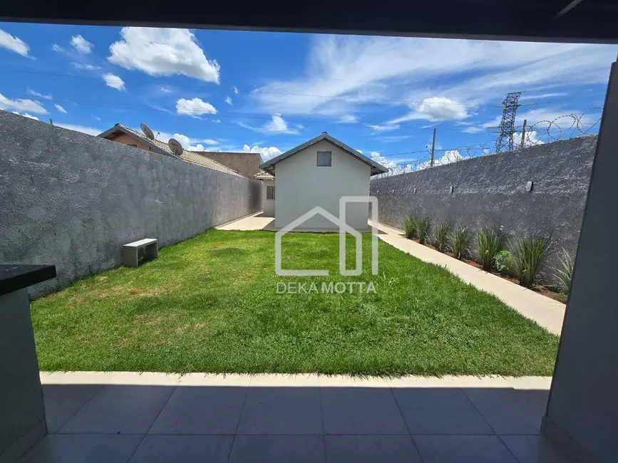 Foto 7 de Casa com 2 quartos à venda, 200m2 em Uberlandia - MG
