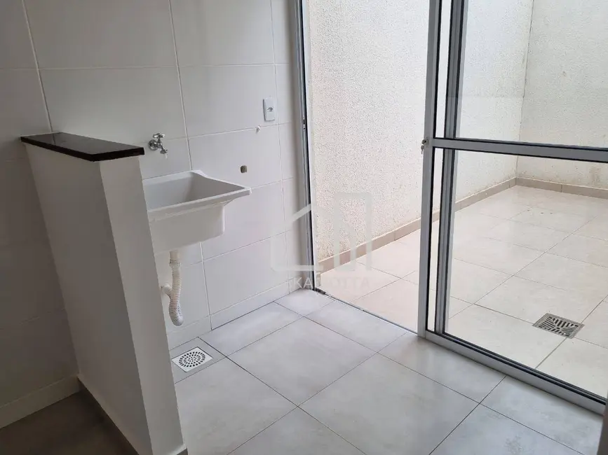 Foto 9 de Casa com 2 quartos à venda, 100m2 em Uberlandia - MG
