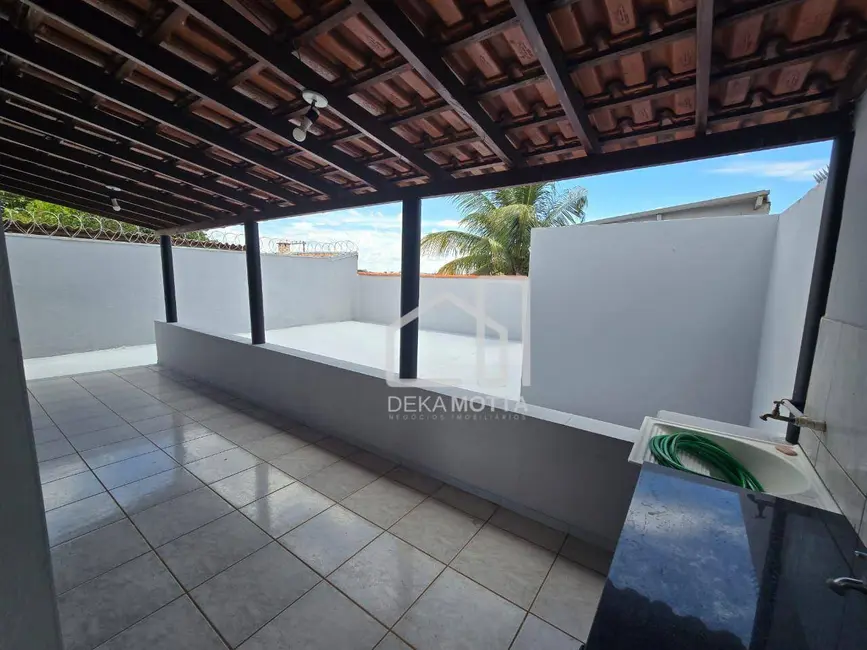 Foto 3 de Casa com 3 quartos à venda, 250m2 em Jardim Brasília, Uberlandia - MG