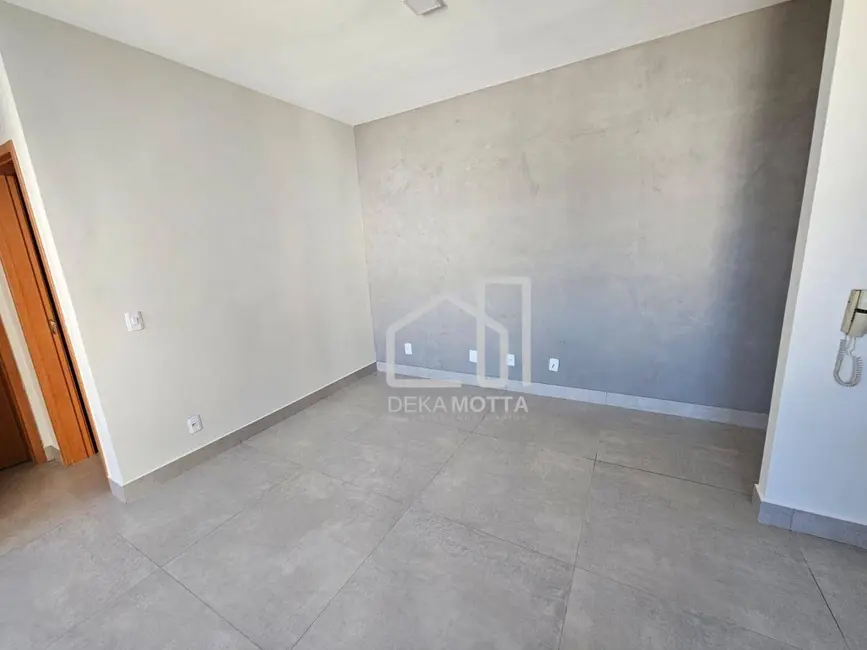 Foto 9 de Apartamento com 2 quartos à venda, 43m2 em Laranjeiras, Uberlandia - MG