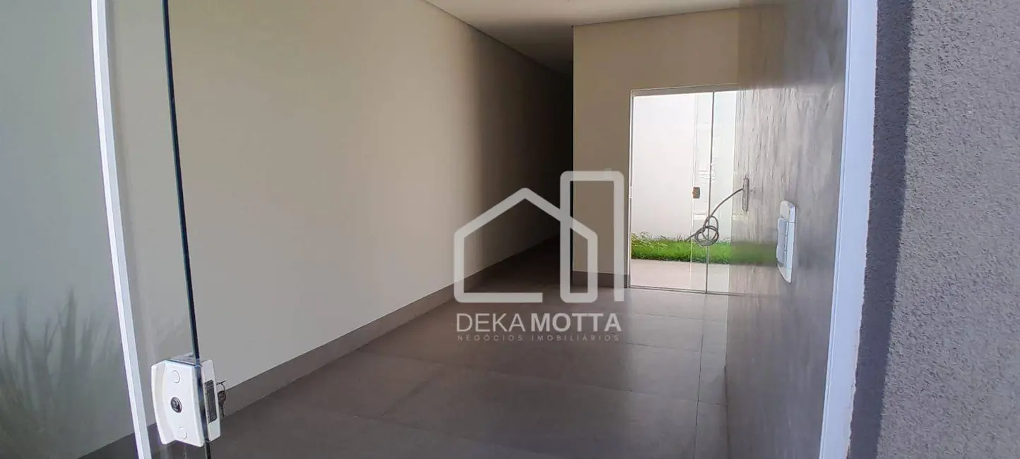 Foto 1 de Casa com 2 quartos à venda, 125m2 em Laranjeiras, Uberlandia - MG