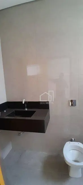 Foto 5 de Casa com 2 quartos à venda, 125m2 em Laranjeiras, Uberlandia - MG