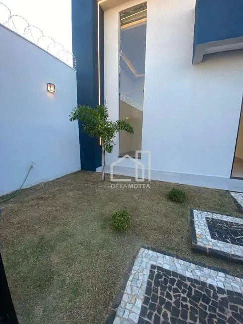Foto 7 de Casa com 3 quartos à venda, 330m2 em Novo Mundo, Uberlandia - MG