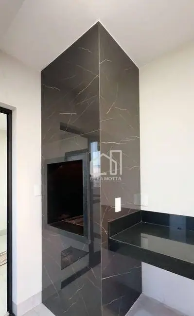 Foto 3 de Cobertura com 4 quartos à venda, 18550m2 em Santa Mônica, Uberlandia - MG