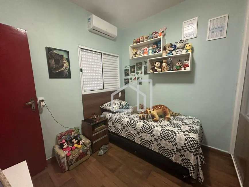 Foto 5 de Casa com 3 quartos à venda, 250m2 em Cidade Jardim, Uberlandia - MG