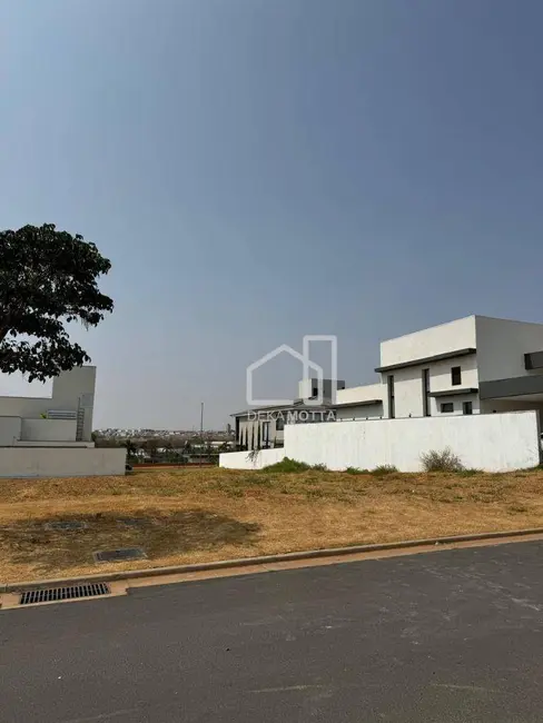 Terreno / Lote à venda, 510m2 em Granja Marileusa, Uberlandia - MG - imagem 6 Foto 6 de Terreno / Lote à venda, 510m2 em Granja Marileusa, Uberlandia - MG