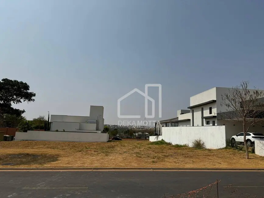 Terreno / Lote à venda, 510m2 em Granja Marileusa, Uberlandia - MG - imagem 4 Foto 4 de Terreno / Lote à venda, 510m2 em Granja Marileusa, Uberlandia - MG