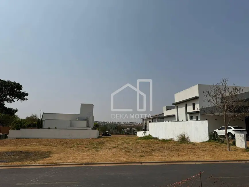 Terreno / Lote à venda, 510m2 em Granja Marileusa, Uberlandia - MG - imagem 5 Foto 5 de Terreno / Lote à venda, 510m2 em Granja Marileusa, Uberlandia - MG