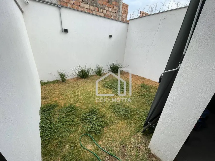 Sobrado com 3 quartos à venda, 112m2 em Novo Mundo, Uberlandia - MG - imagem 9 Foto 9 de Sobrado com 3 quartos à venda, 112m2 em Novo Mundo, Uberlandia - MG