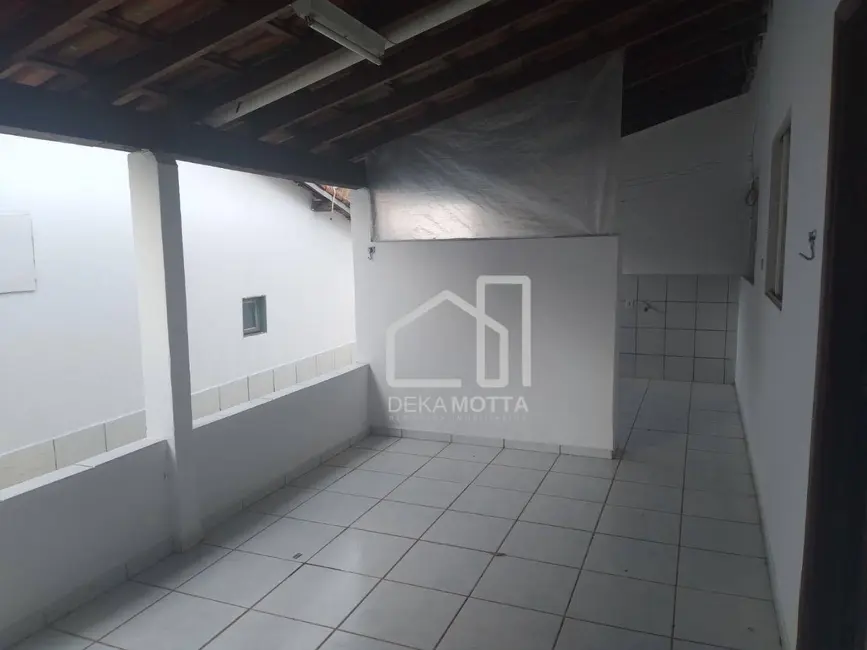 Casa com 5 quartos à venda, 360m2 em Saraiva, Uberlandia - MG - imagem 4 Foto 4 de Casa com 5 quartos à venda, 360m2 em Saraiva, Uberlandia - MG