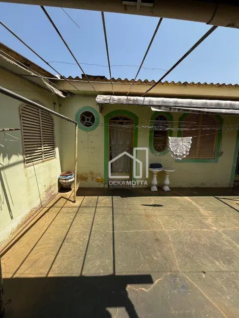 Foto 6 de Casa com 5 quartos à venda, 300m2 em Osvaldo Rezende, Uberlandia - MG