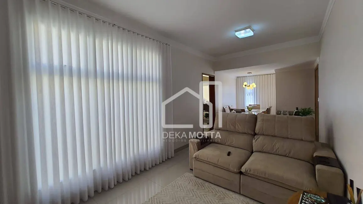 Foto 1 de Apartamento com 2 quartos à venda, 69m2 em Santa Mônica, Uberlandia - MG