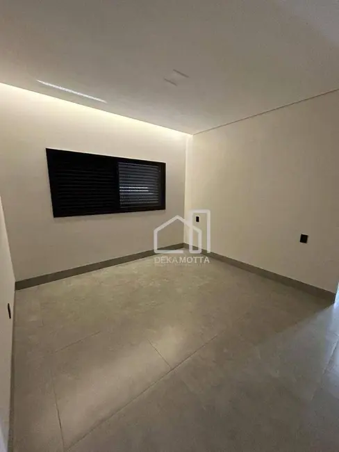 Foto 5 de Casa com 3 quartos à venda, 285m2 em Grand Ville, Uberlandia - MG