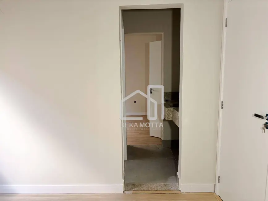 Foto 3 de Casa com 3 quartos à venda, 250m2 em Uberlandia - MG