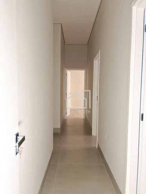 Foto 5 de Casa com 3 quartos à venda, 250m2 em Uberlandia - MG