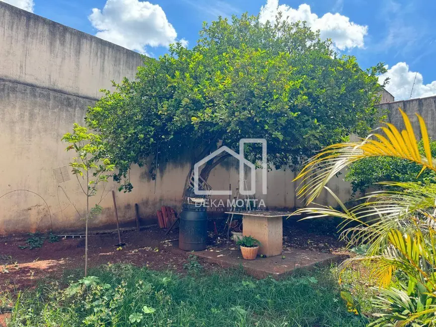 Foto 7 de Casa com 3 quartos à venda, 250m2 em Taiaman, Uberlandia - MG