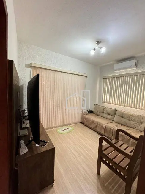 Foto 6 de Casa com 3 quartos à venda, 250m2 em Taiaman, Uberlandia - MG