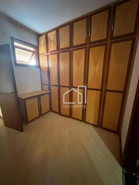 Foto 5 de Casa com 4 quartos à venda, 432m2 em Tabajaras, Uberlandia - MG