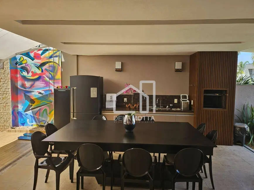 Foto 6 de Casa com 3 quartos à venda, 360m2 em Granja Marileusa, Uberlandia - MG