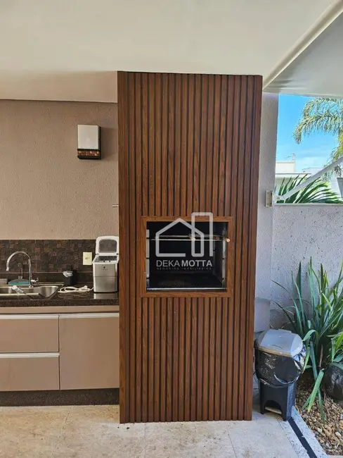 Foto 7 de Casa com 3 quartos à venda, 360m2 em Granja Marileusa, Uberlandia - MG