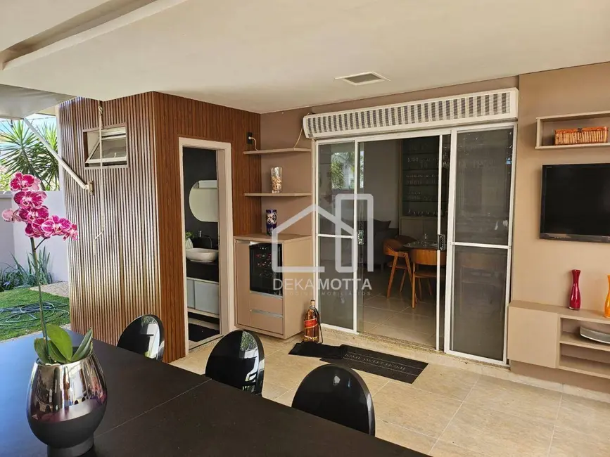 Foto 8 de Casa com 3 quartos à venda, 360m2 em Granja Marileusa, Uberlandia - MG