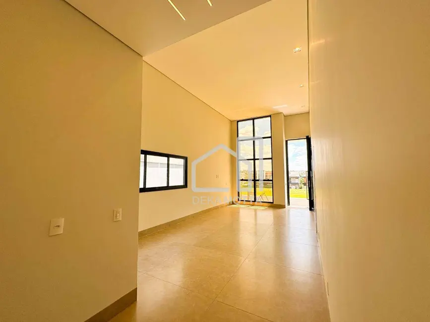 Foto 3 de Casa de Condomínio com 3 quartos à venda, 399m2 em Gávea, Uberlandia - MG