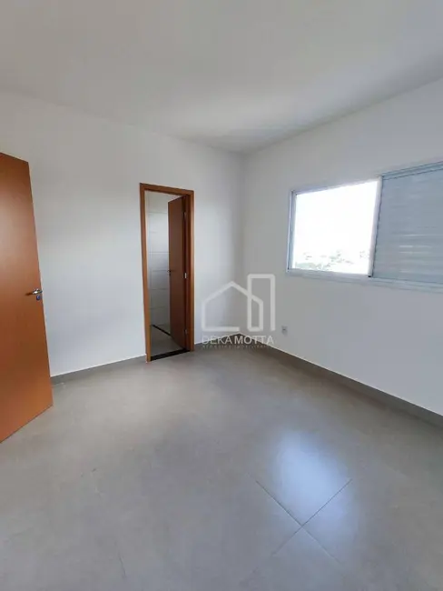 Foto 2 de Cobertura com 3 quartos à venda, 129m2 em Tubalina, Uberlandia - MG