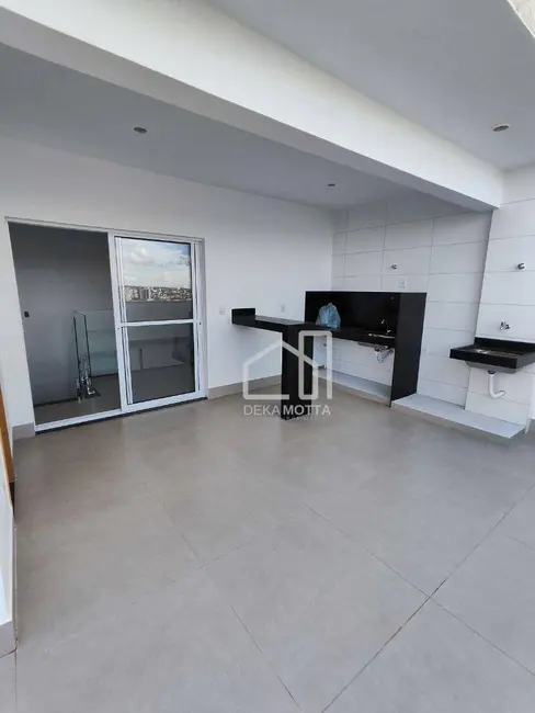 Cobertura com 3 quartos à venda, 129m2 em Tubalina, Uberlandia - MG - imagem 9 Foto 9 de Cobertura com 3 quartos à venda, 129m2 em Tubalina, Uberlandia - MG