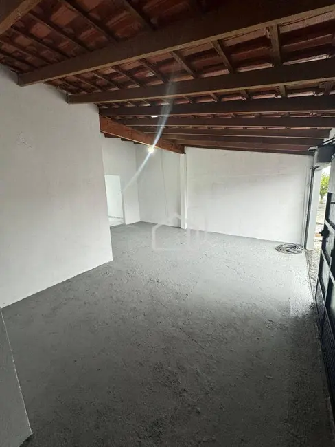 Foto 2 de Casa com 3 quartos à venda, 200m2 em Uberlandia - MG