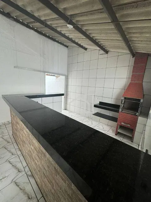 Foto 7 de Casa com 3 quartos à venda, 200m2 em Uberlandia - MG