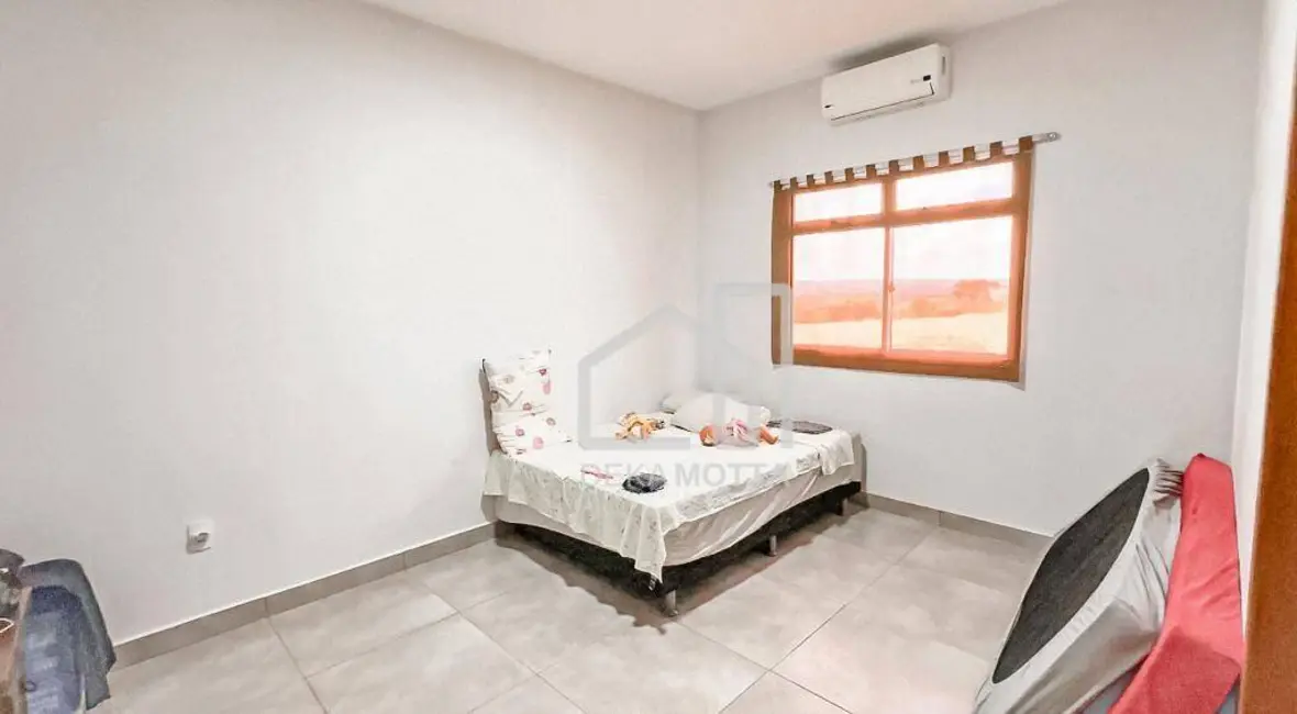 Foto 2 de Sítio / Rancho com 3 quartos à venda, 1153m2 em Uberlandia - MG