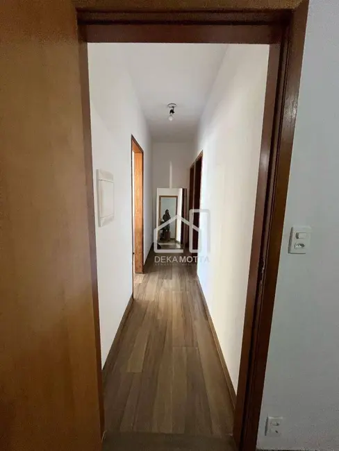 Casa com 3 quartos à venda, 250m2 em Cidade Jardim, Uberlandia - MG - imagem 9 Foto 9 de Casa com 3 quartos à venda, 250m2 em Cidade Jardim, Uberlandia - MG
