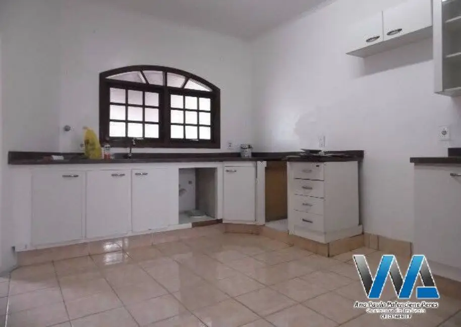 Casa com 5 quartos à venda, 230m2 em Jardim das Laranjeiras, Braganca Paulista - SP - imagem 2 Foto 2 de Casa com 5 quartos à venda, 230m2 em Jardim das Laranjeiras, Braganca Paulista - SP