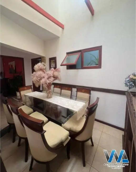 Foto 7 de Casa com 4 quartos à venda, 253m2 em Jardim Santa Rita de Cássia, Braganca Paulista - SP