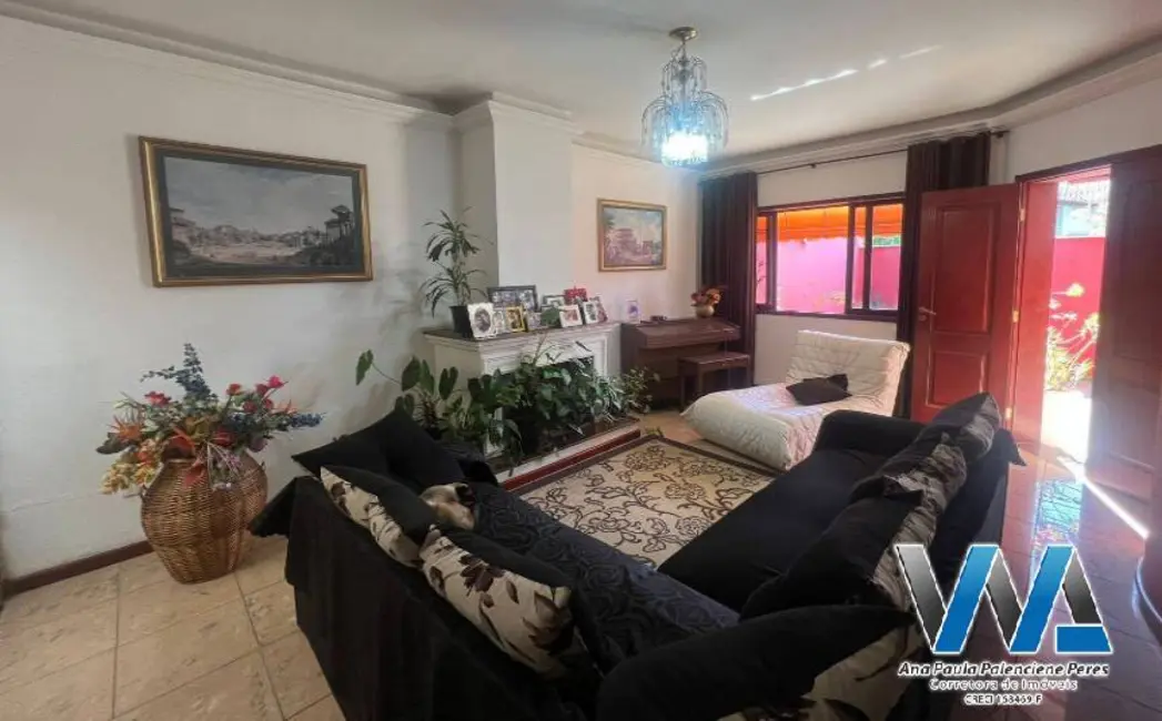 Foto 3 de Casa com 4 quartos à venda, 253m2 em Jardim Santa Rita de Cássia, Braganca Paulista - SP