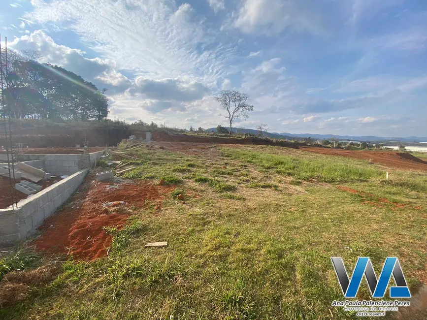 Foto 1 de Terreno / Lote à venda, 273m2 em Extrema - MG
