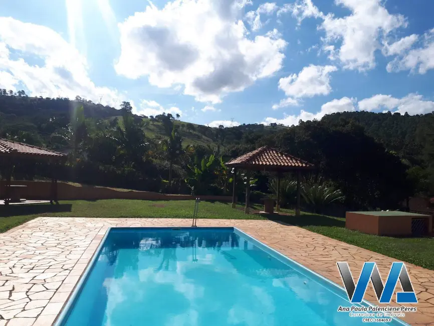 Sítio / Rancho com 6 quartos à venda, 520m2 em Braganca Paulista - SP - imagem 3 Foto 3 de Sítio / Rancho com 6 quartos à venda, 520m2 em Braganca Paulista - SP