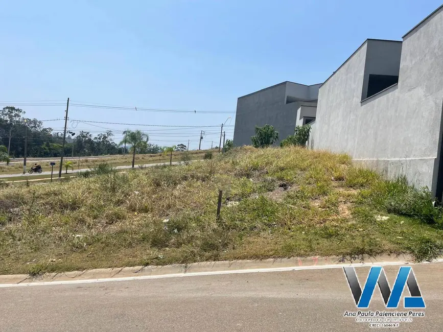 Foto 1 de Terreno / Lote à venda, 140m2 em Braganca Paulista - SP