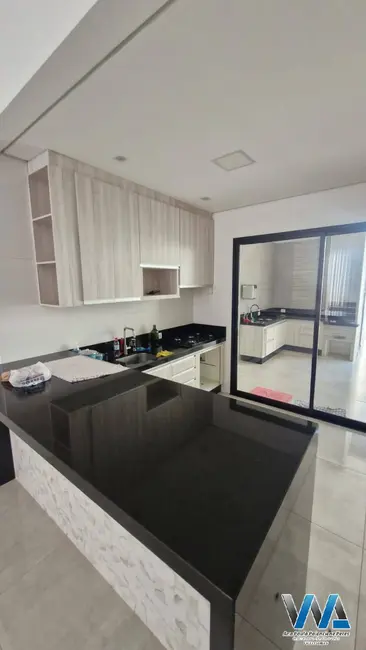 Casa de Condomínio com 3 quartos para alugar, 150m2 em Braganca Paulista - SP - imagem 5 Foto 5 de Casa de Condomínio com 3 quartos para alugar, 150m2 em Braganca Paulista - SP
